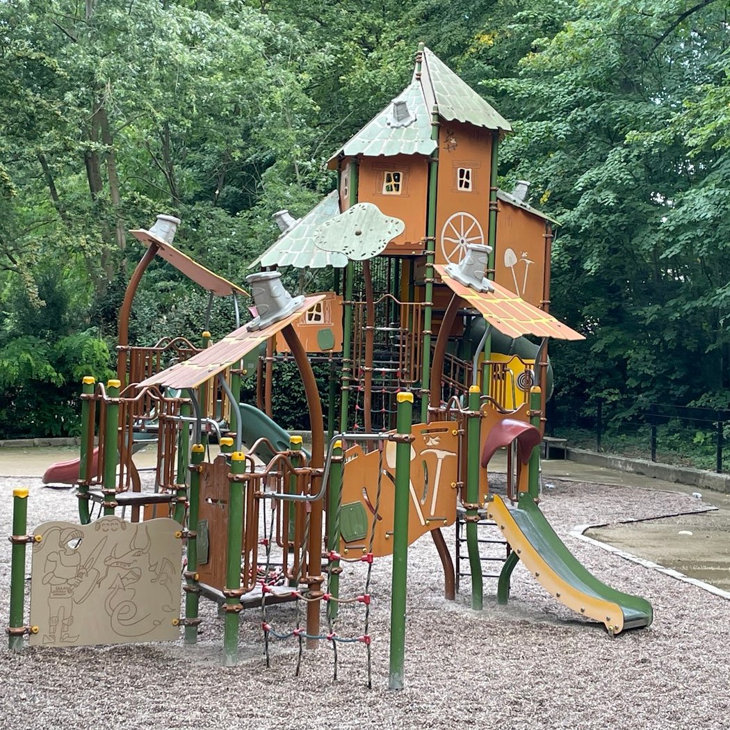Aire de jeux 1